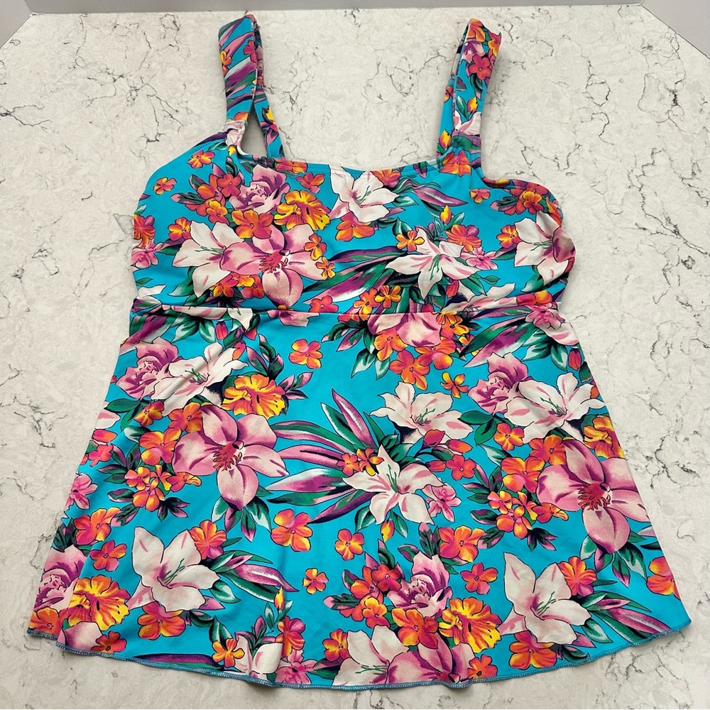 Lands' End Women's Small 6-8 Flutter Tankini Swimsuit Top  Blue Floral EM66